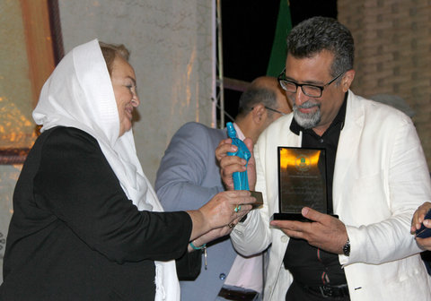 اهدای نشان بین‌المللی «مولانا» به «مجید پازوکی»