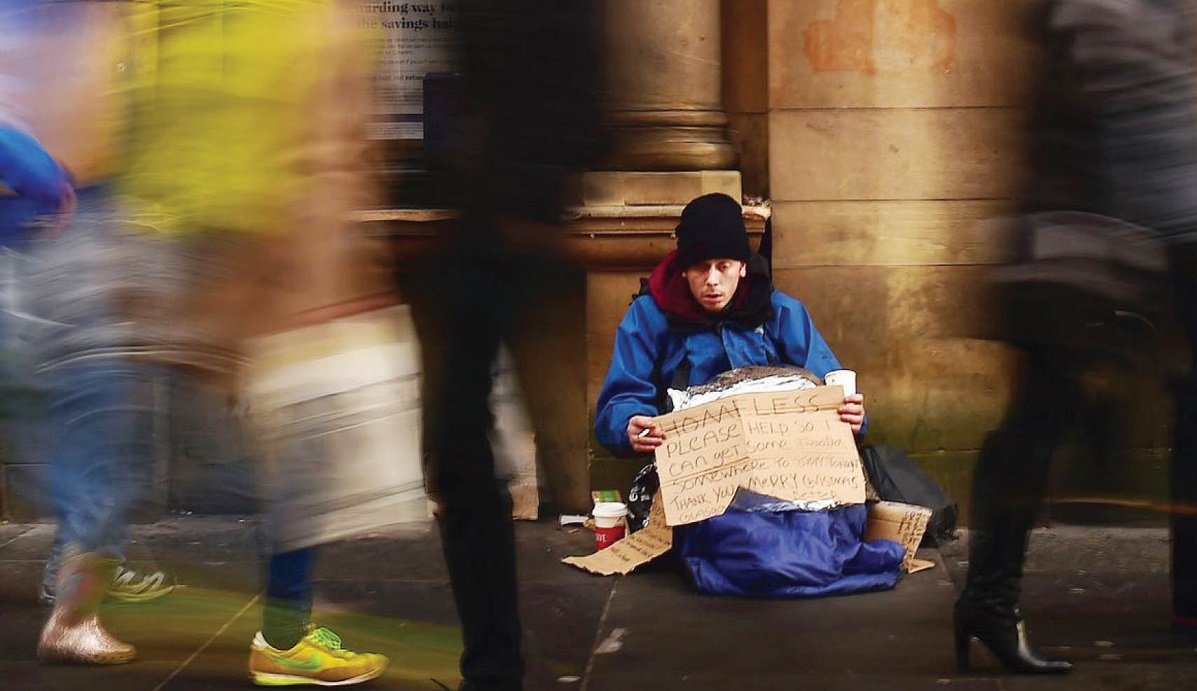 معرفی کتاب «گناهی به سرخی ارغوان»اثر نیکولاس اوبرگان