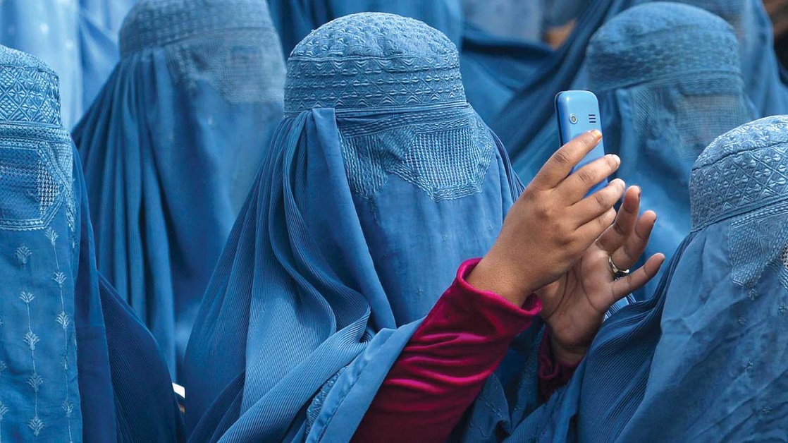 معرفی کتاب «مدرسه زیبایی کابل»اثر دبورا رودریگز